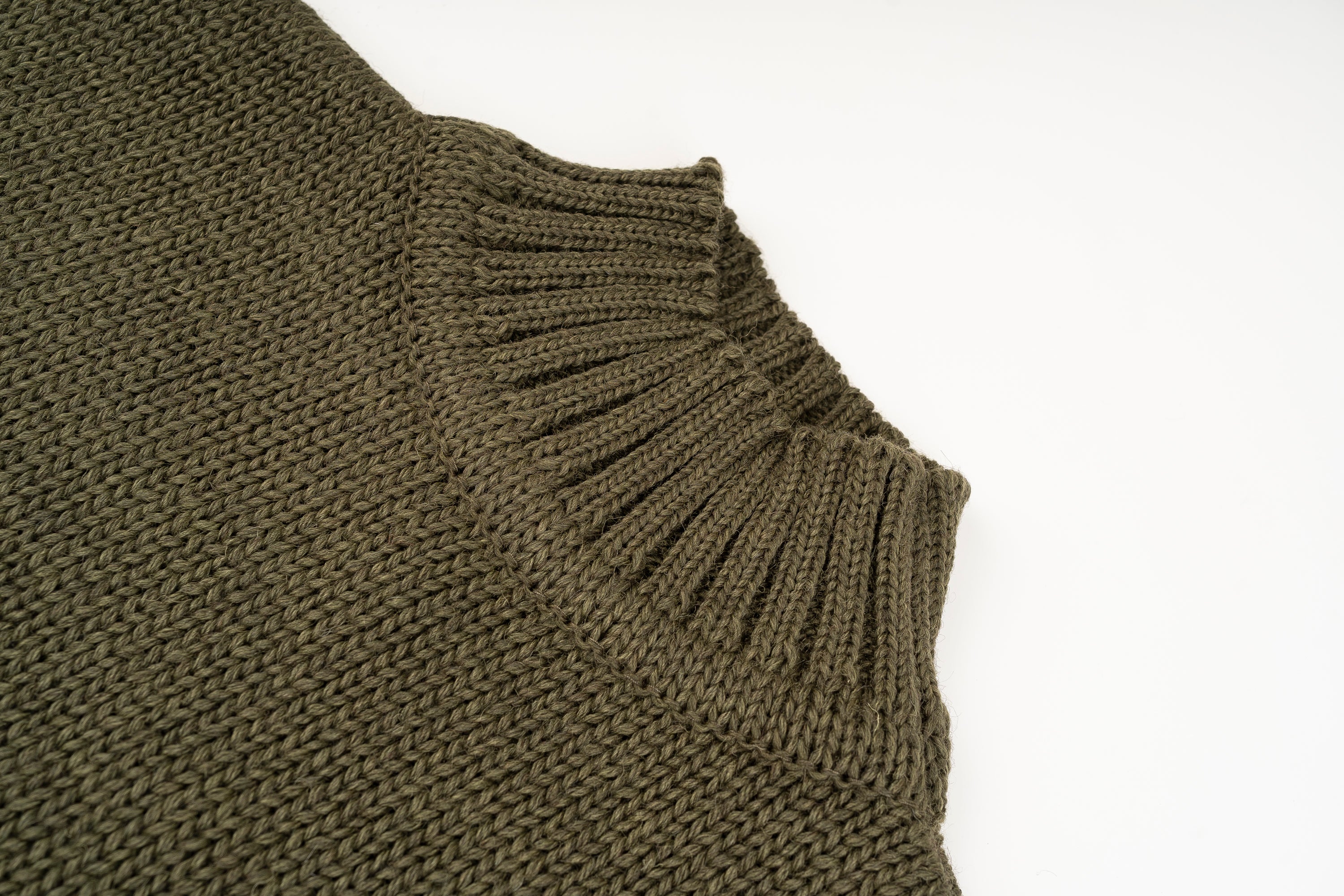 Nigel Cabourn - High neck knit Army