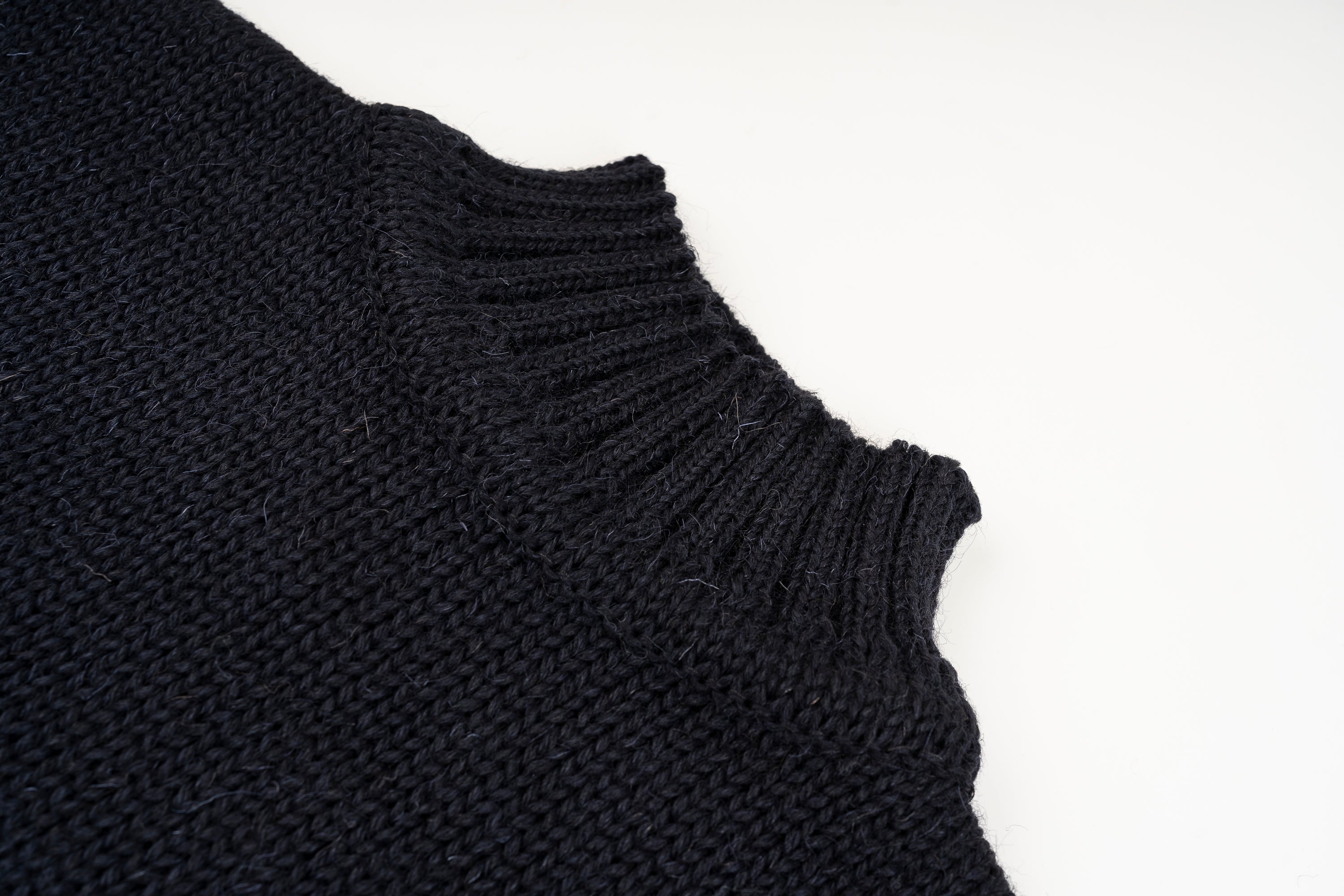 Nigel Cabourn - High neck knit Navy