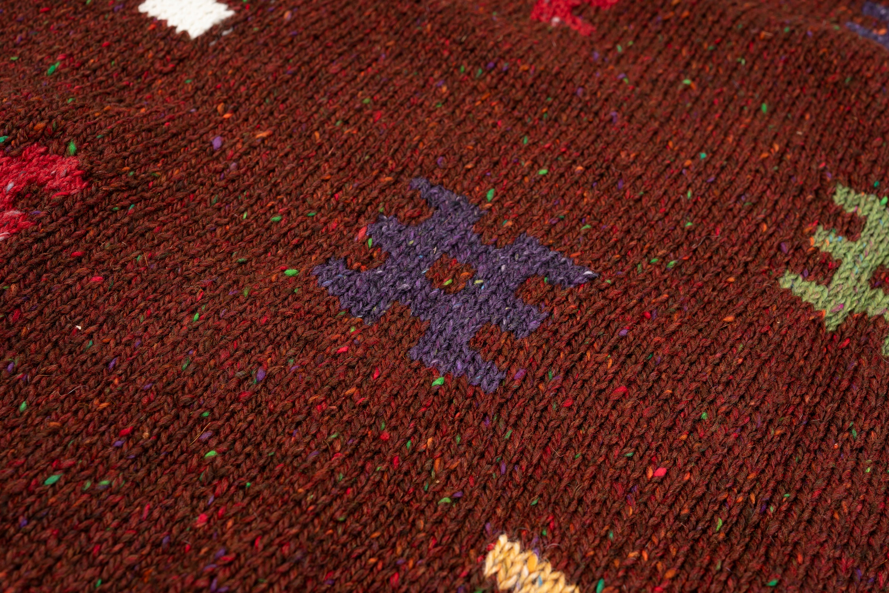 Howlin Distant Echoes Burgundy