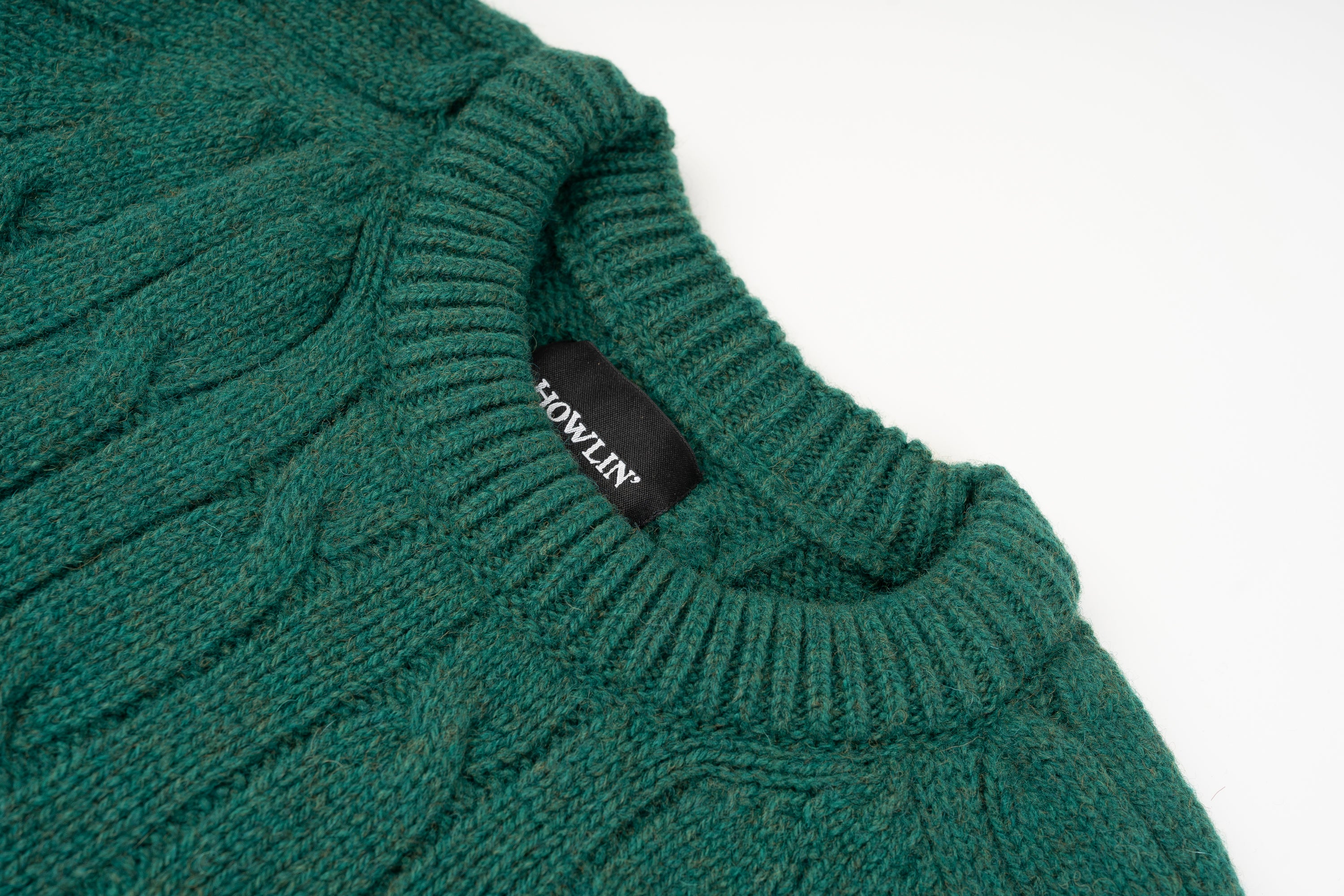 Howlin Cable Guy Bottle